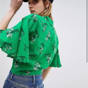 ✨LAST CHANCE✨ ASOS River Island Cheetah Print Tie Front Top Size M